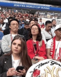  曼联传奇退役仪式,感动全场球迷  